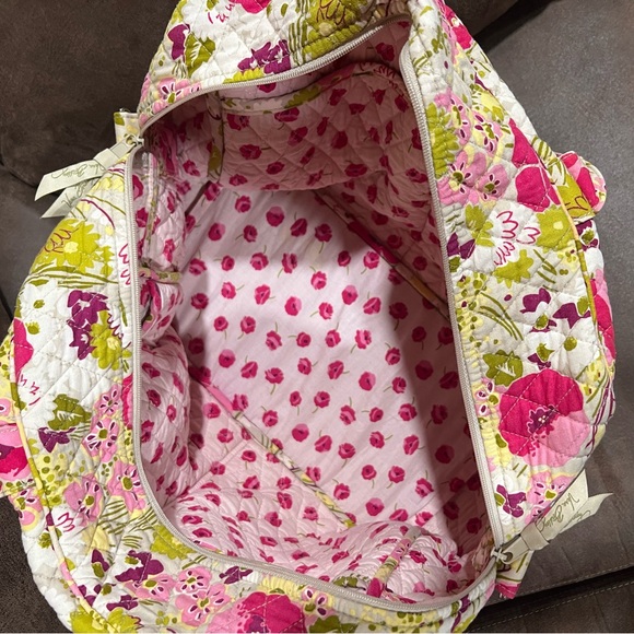 Vera Bradley “Make Me Blush” Travel tote and “Purple Bandana” Crossbody Wallet - Picture 3 of 8